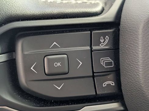 Certified 2026 Jeep Cherokee Overland w/ Advanced Pro Tech Group AWD/4WD image 17