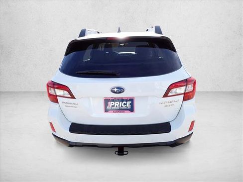 Used 2016 Subaru Outback 3.6R Limited image 3