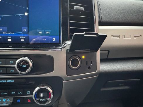 Used 2022 Ford F250 Lariat w/ Tremor Off-Road Package image 27