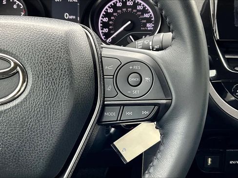 Used 2023 Toyota Camry SE image 24