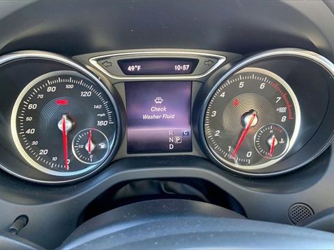 Used 2018 Mercedes-Benz CLA 250 4MATIC image 16