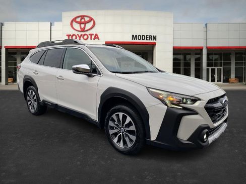 Used 2025 Subaru Outback Touring image 7