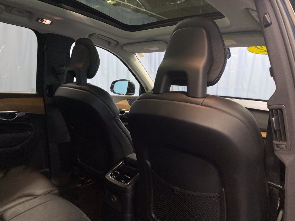 Used 2022 Volvo XC90 T8 Inscription Expression w/ Advanced Package AWD/4WD image 35