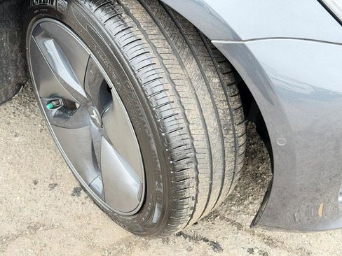 Used 2018 Tesla Model 3 Long Range image 91