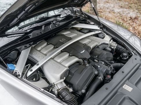 Used 2005 Aston Martin DB9 Coupe image 15