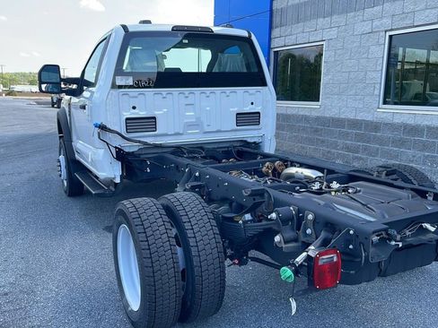 Used 2024 Ford F550 4x4 Regular Cab Super Duty image 8