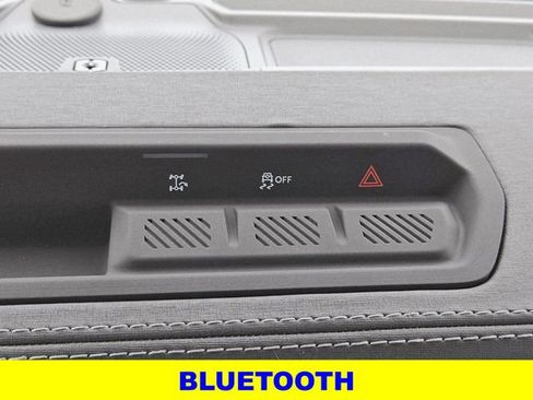 New 2025 Ford Bronco Outer Banks image 14