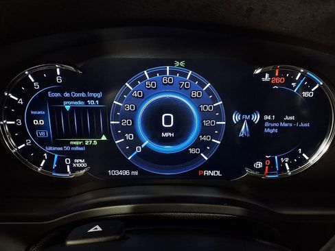 Used 2020 Cadillac Escalade Premium Luxury RWD image 17