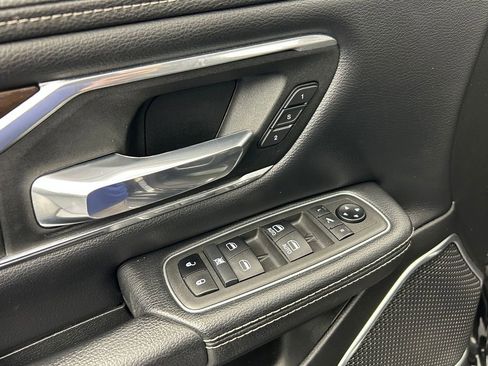 Used 2021 RAM 1500 Laramie image 11