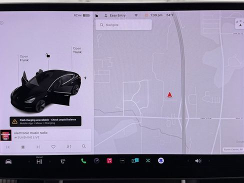 Used 2018 Tesla Model 3 Performance image 18