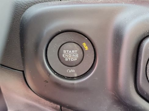 Used 2023 Jeep Gladiator Rubicon w/ Trailer Tow Package image 19