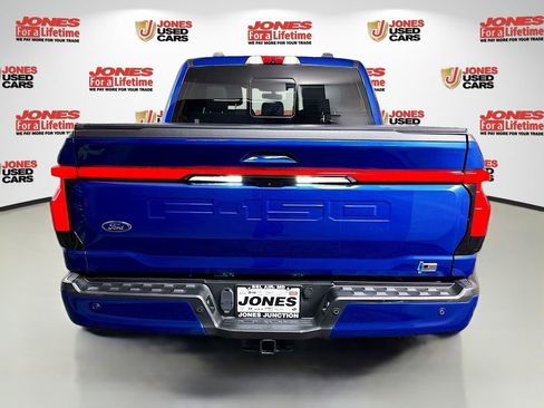 Used 2022 Ford F150 Lightning Lariat image 16