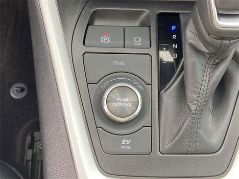 Used 2024 Toyota RAV4 Limited w/ Advanced Technology Package image 28