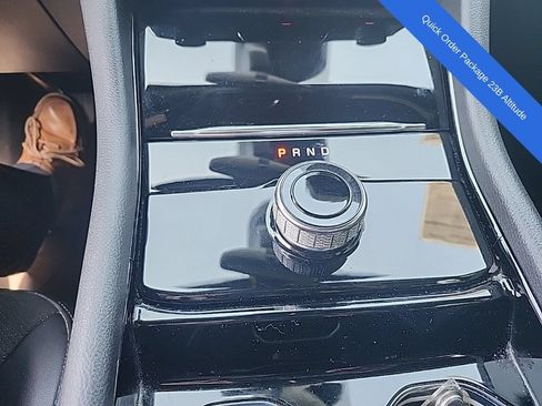 Certified 2023 Jeep Grand Cherokee Altitude AWD/4WD image 4