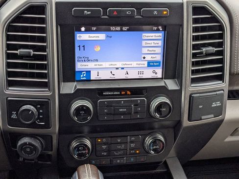 Used 2019 Ford F150 Limited w/ Trailer Tow Package image 23