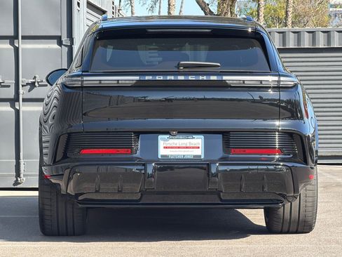 Used 2026 Porsche Cayenne Electric AWD/4WD image 7