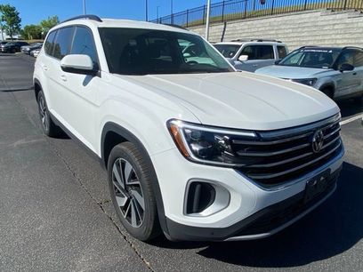 Used 2025 Volkswagen Atlas SE