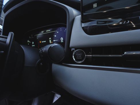New 2026 Mitsubishi Outlander SEL AWD/4WD image 25
