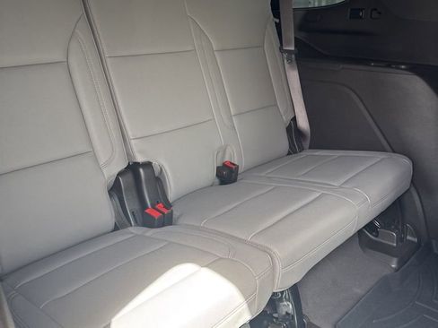 Used 2023 Chevrolet Tahoe Z71 image 11