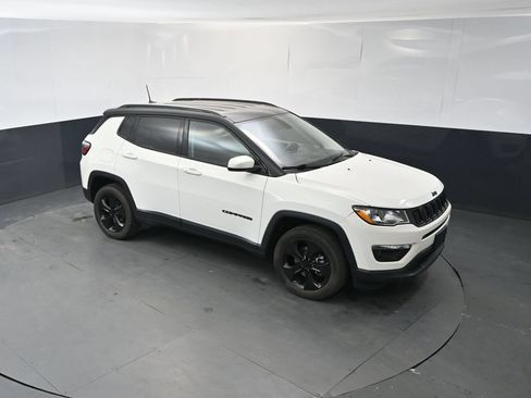 Used 2021 Jeep Compass Latitude AWD/4WD image 33