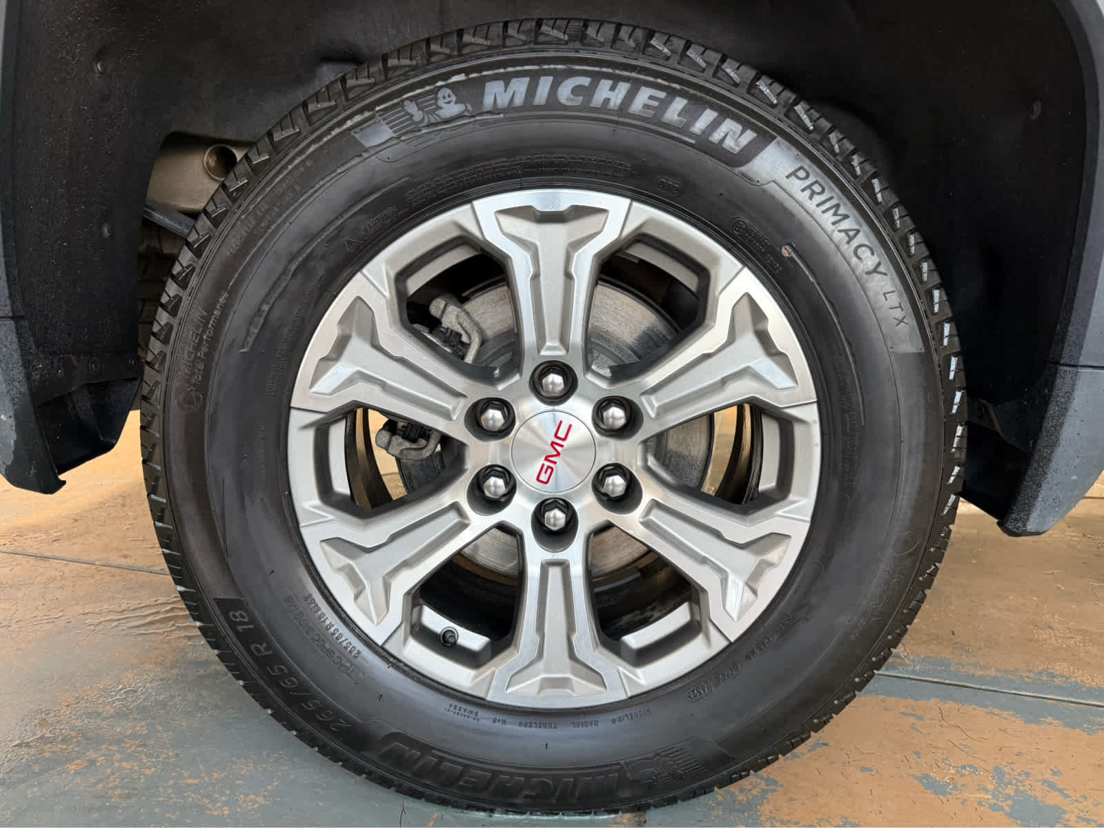 Used 2024 GMC Sierra 1500 SLT AWD/4WD image 9