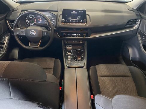 Certified 2025 Nissan Rogue SV FWD image 11