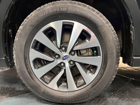 Used 2021 Subaru Outback Premium image 33