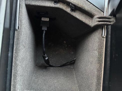 Used 2015 Mercedes-Benz GL 450 4MATIC image 39