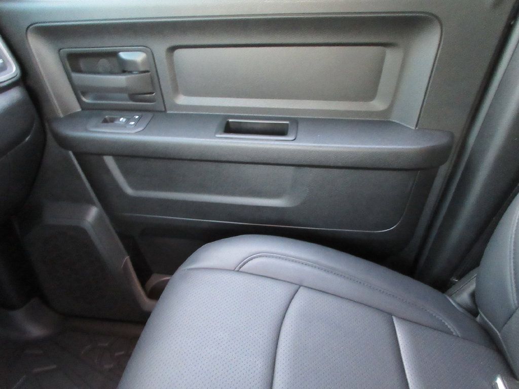 Used 2025 RAM 2500 Tradesman AWD/4WD image 36