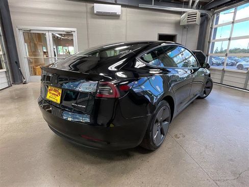 Used 2021 Tesla Model 3 Long Range AWD/4WD image 5