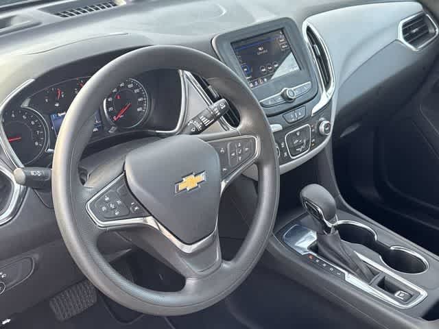 Used 2024 Chevrolet Equinox LS w/ LS Convenience Package FWD image 2
