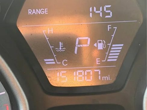 Used 2015 Hyundai Elantra SE w/ Option Group 02 FWD image 10