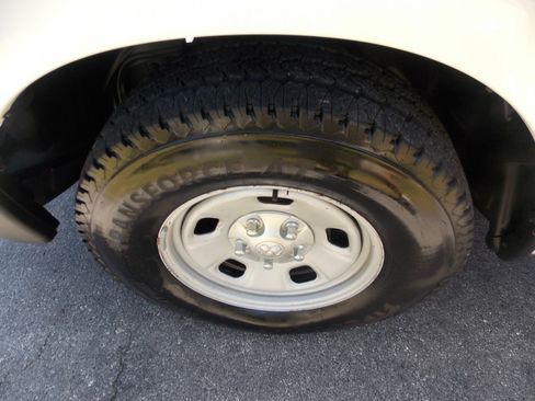 Used 2016 RAM 1500 Tradesman w/ Power & Remote Entry Group image 18