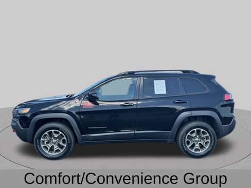 Used 2022 Jeep Cherokee Trailhawk w/ Premium Leather Package AWD/4WD image 3