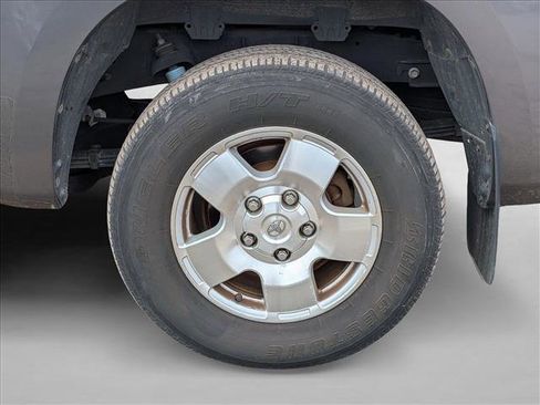 Used 2012 Toyota Tundra image 3