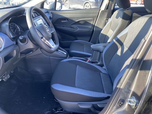 New 2025 Nissan Versa SV w/ Trunk Package image 4