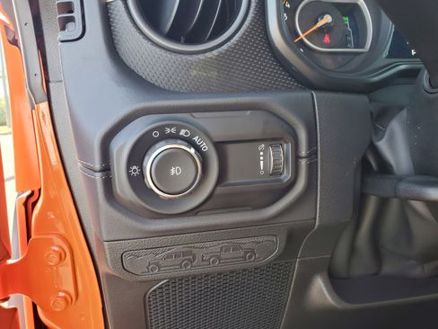 New 2025 Jeep Wrangler Unlimited Rubicon 392 image 24