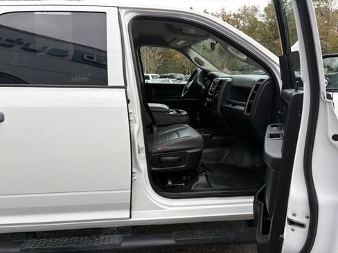 Used 2017 RAM 2500 ST w/ Protection Group image 31