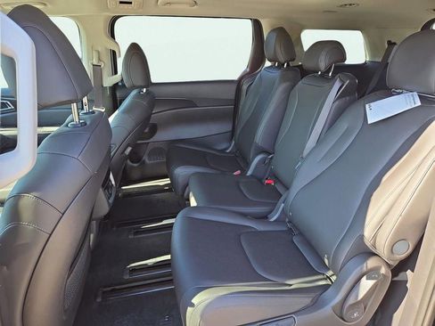 New 2026 Kia Carnival SX image 20