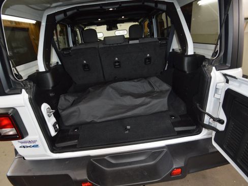 Used 2025 Jeep Wrangler Unlimited Sport S 4xe image 20