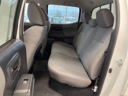 Used 2021 Toyota Tacoma SR image 10