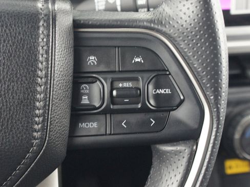 Certified 2025 Toyota 4Runner TRD Off-Road Premium w/ Tow Technology Package image 11