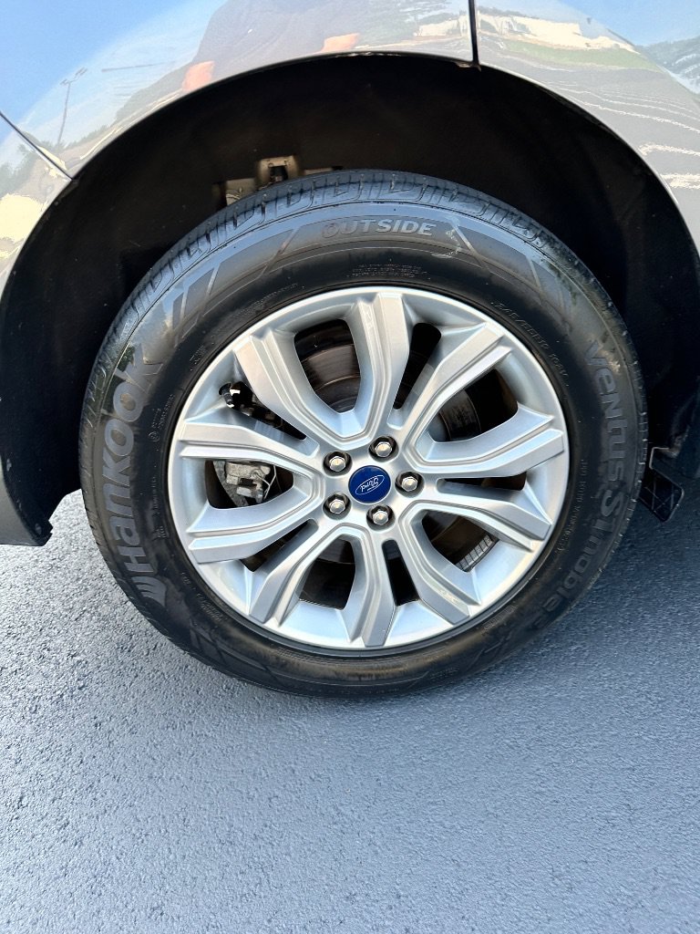 Used 2022 Ford Edge Titanium AWD/4WD image 26