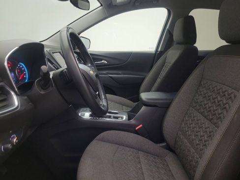 Used 2024 Chevrolet Equinox LT AWD/4WD image 17