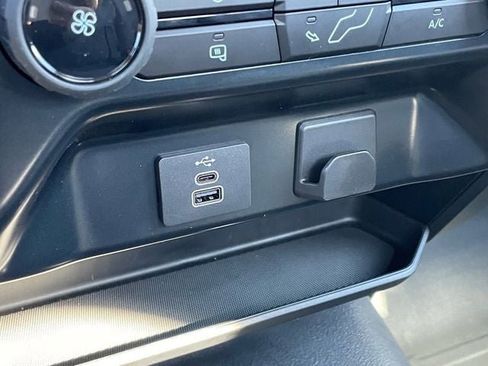 Used 2025 Ford F150 XL image 18