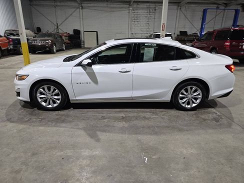 Used 2019 Chevrolet Malibu LT FWD image 5