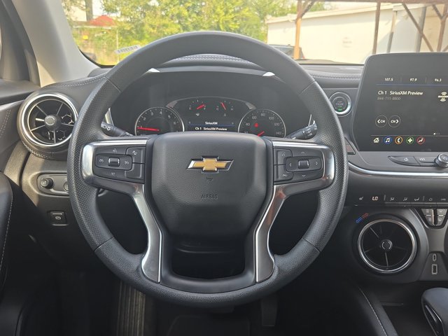 Used 2025 Chevrolet Blazer LT FWD image 24