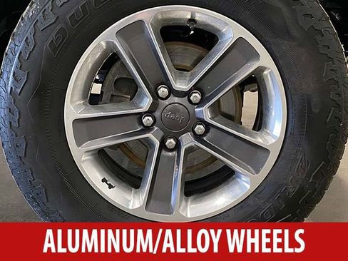 Used 2021 Jeep Gladiator Mojave AWD/4WD image 7