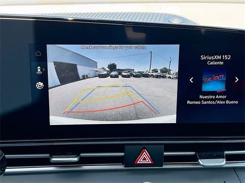 New 2025 Hyundai Elantra SEL image 14