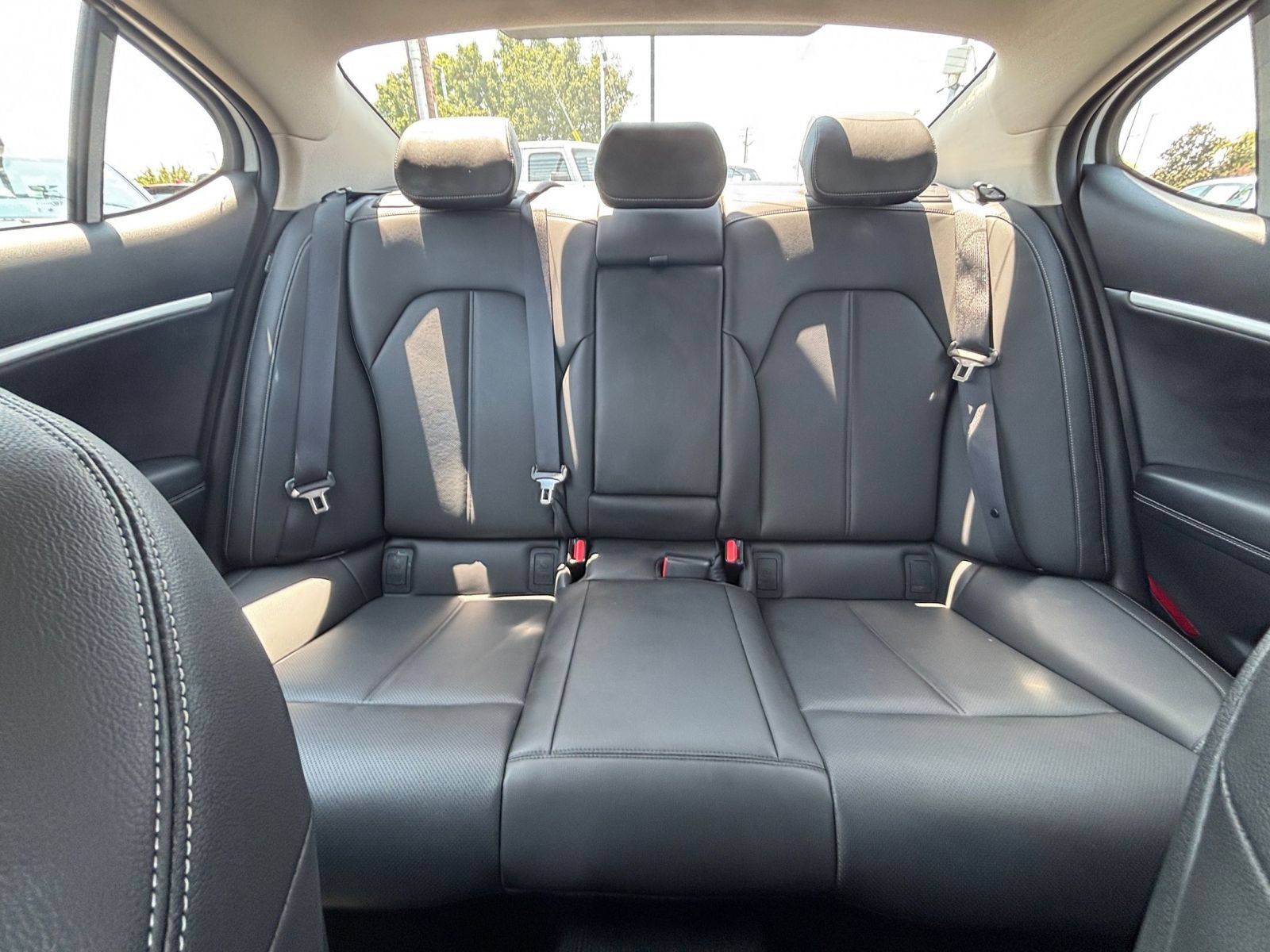 Used 2026 Genesis G70 2.5T RWD image 39